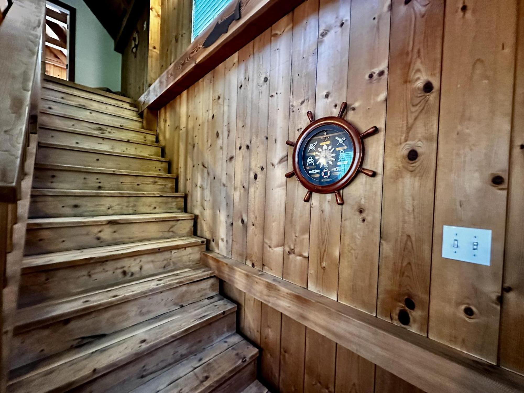 Waterfront Timber Frame Cottage! Ucluelet Exterior foto